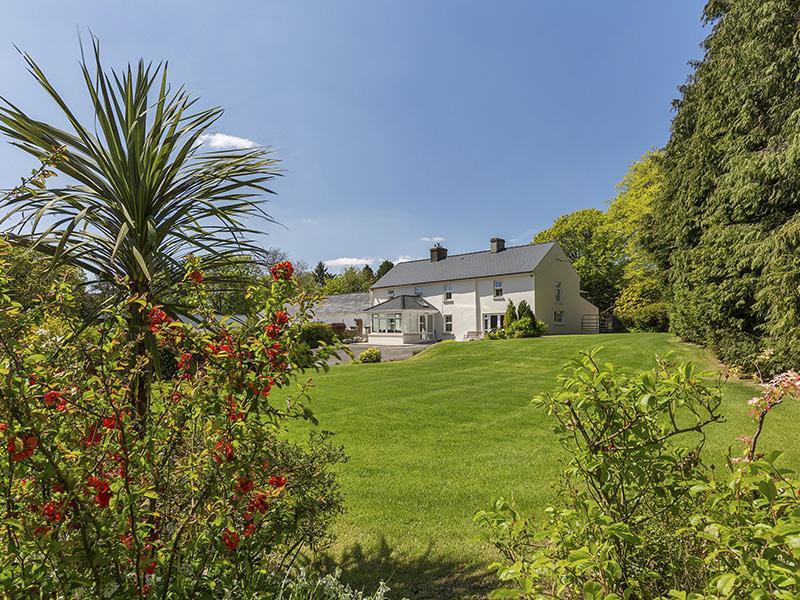 BallynamultCurradoon House别墅 外观 照片